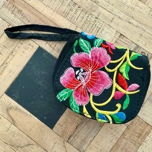 Cute Boho Floral Embroidered Wristlet – Dark Cottagecore Mini Bag